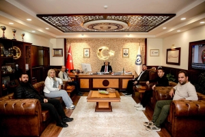 Aydın Büyükşehir Gazeteciler Cemiyeti Rektör Kent’i ziyaret etti