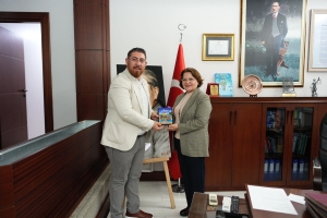 Aydın Büyükşehir Gazeteciler Cemiyeti Yönetimi, Başkan Hatice Gençay’ı ziyaret etti